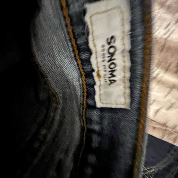 Men's Blue Jeans​​ - Picture 3 of 3